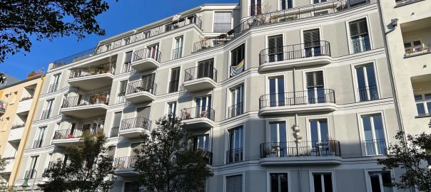 Hochwertige 3-ZI Neubauwohnung im Smariterviertel von Berlin-Friedrichshain verkauft durch Gross & Klein Immobilien