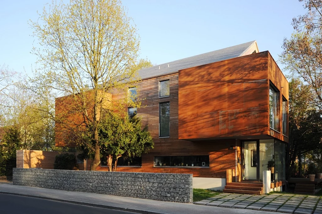 Moderne Architektenvilla in Kleinmachnow – Immobilienmakler Gross & Klein