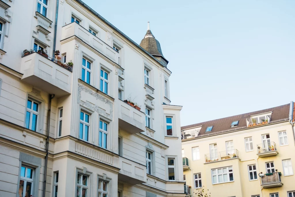 Altbau am Boxhagener Platz in Berlin-Friedrichshain