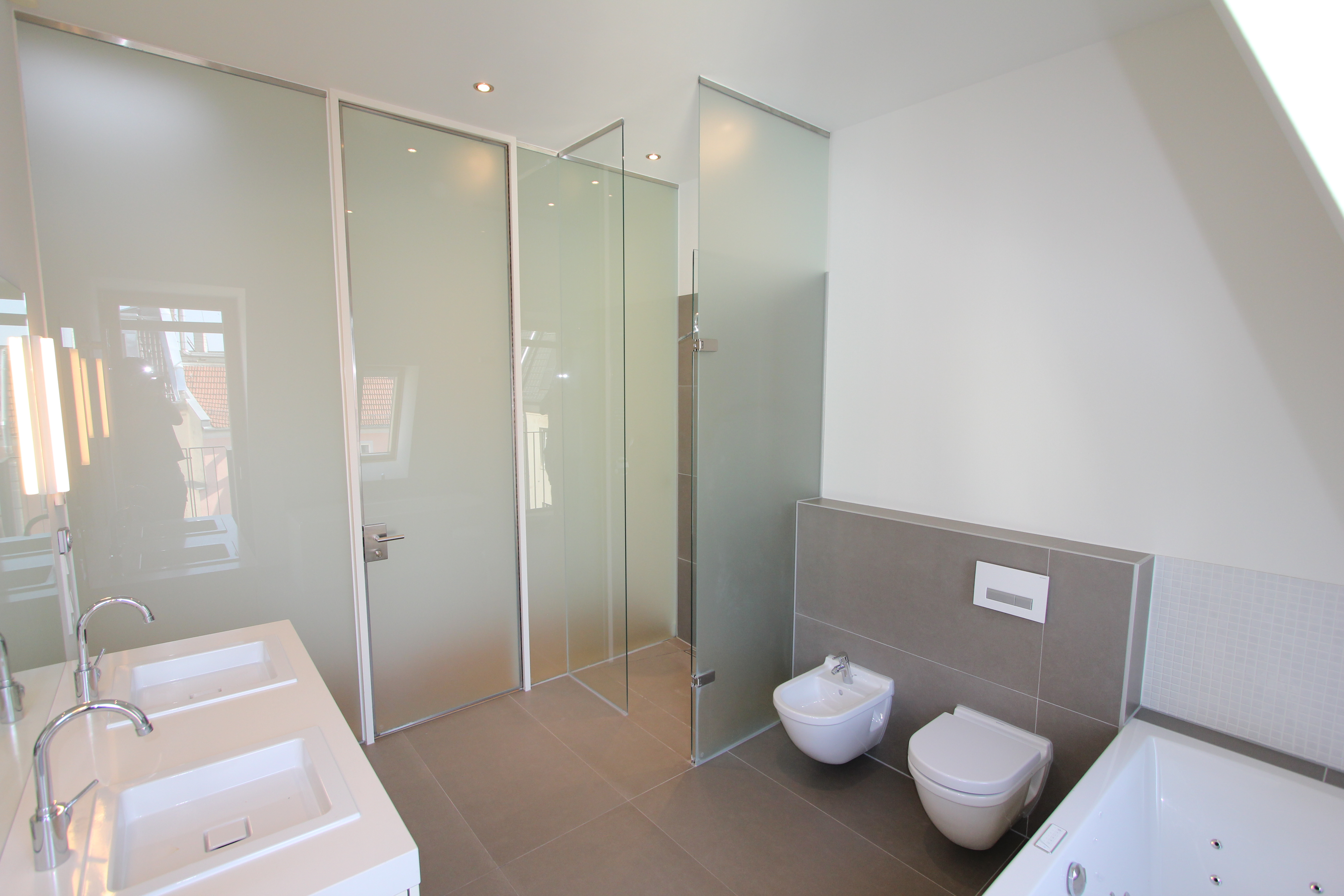 EXKLUSIVES PENTHOUSE MIT PRIVATER AUFDACHTERRASSE IN FRIEDRICHSHAIN – Bild 13