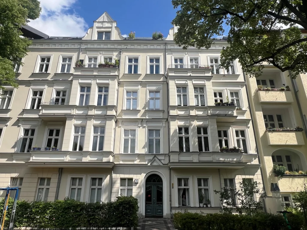 Immobilienmakler Berlin Friedenau - Typischer Altbau in Berlins Friedenau