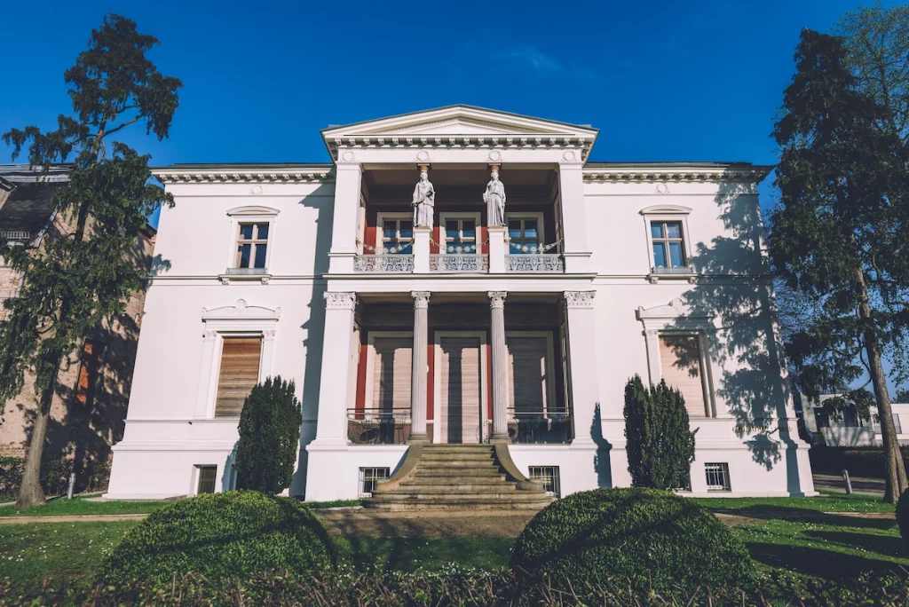 Immobilienmakler Potsdam Nauener Vorstadt – repräsentative Villa in Potsdam