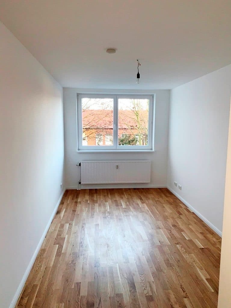 SANIERTE 4-ZI WOHNUNG MIT BALKON IN BERLIN-PANKOW – Bild 4